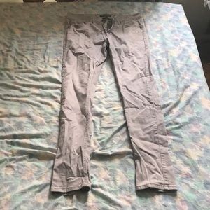 This item is men’s skinny jeans